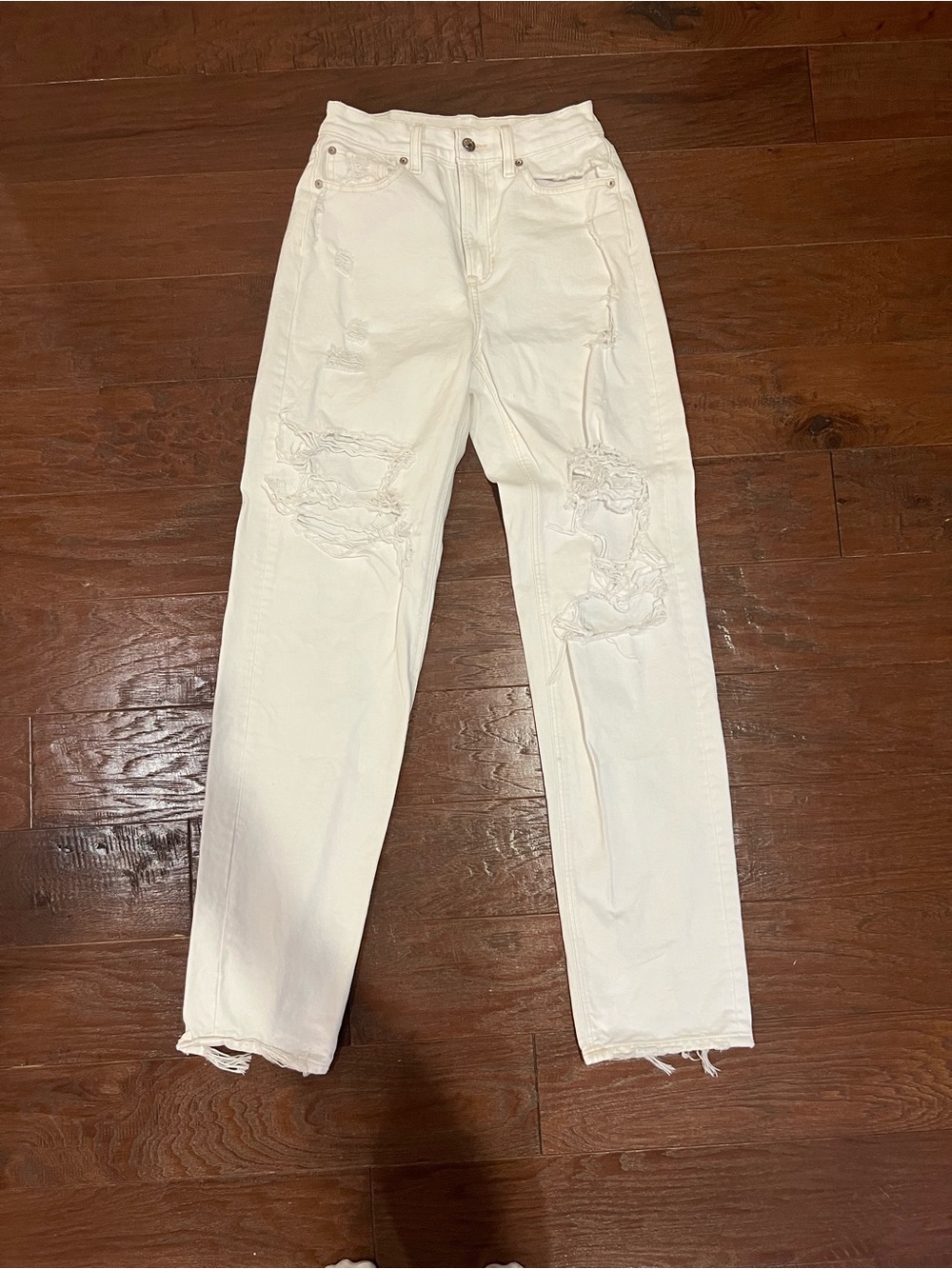 American Eagle Outfitters White Distressed Straight Jeans